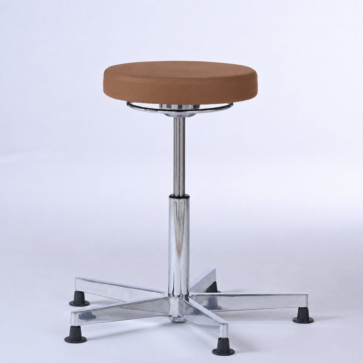 Stehhocker Lantinus mit Gleitern - - Activeform
