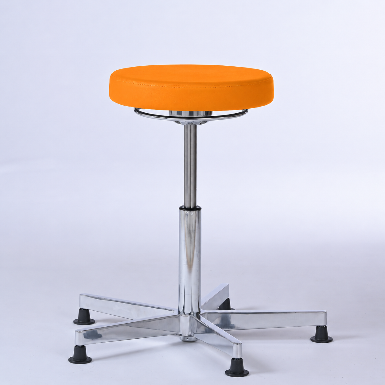 Stehhocker Lantinus mit Gleitern - - Activeform