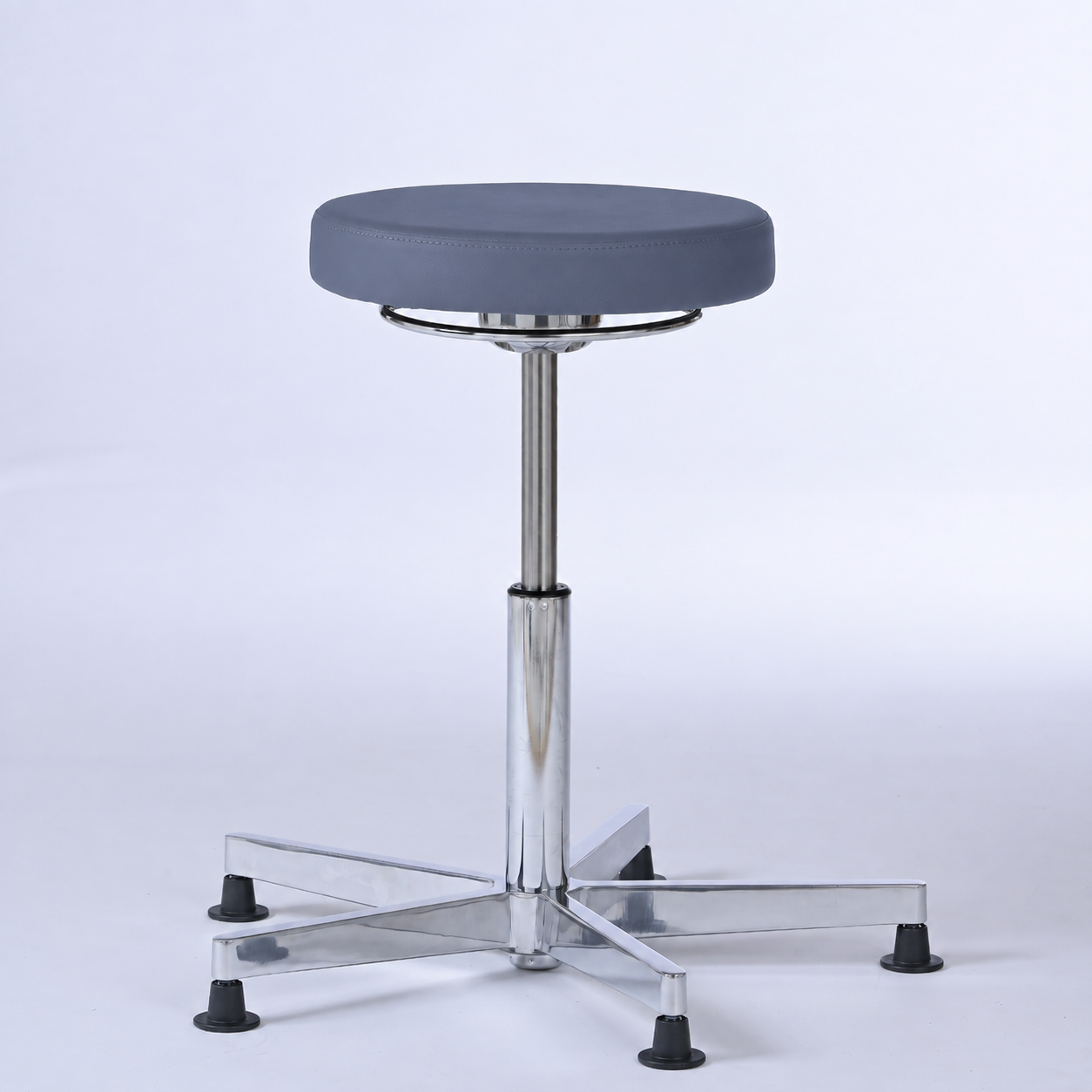 Stehhocker Lantinus mit Gleitern - - Activeform