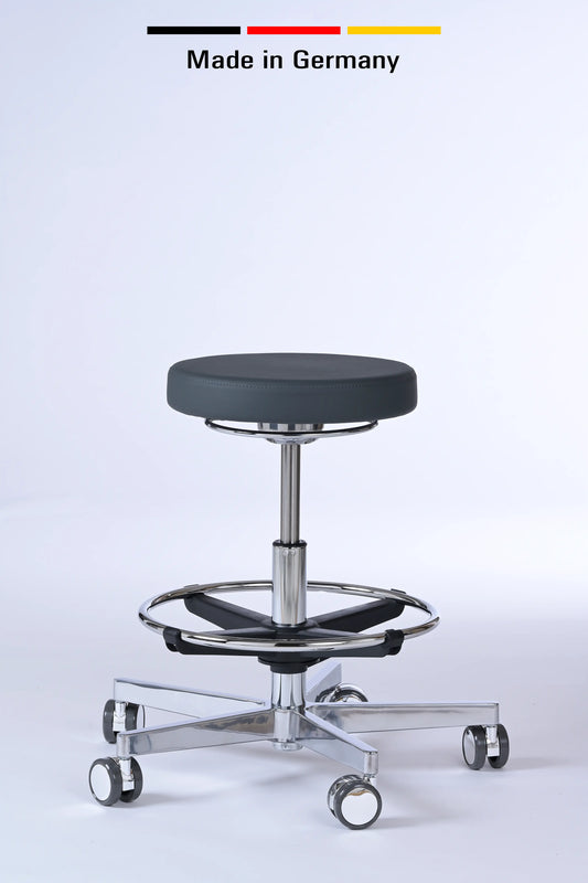 Drehhocker Lantinus – Gestell chrom mit Rollen – ergonomischer Praxishocker - Made in Germany - Lacontaire