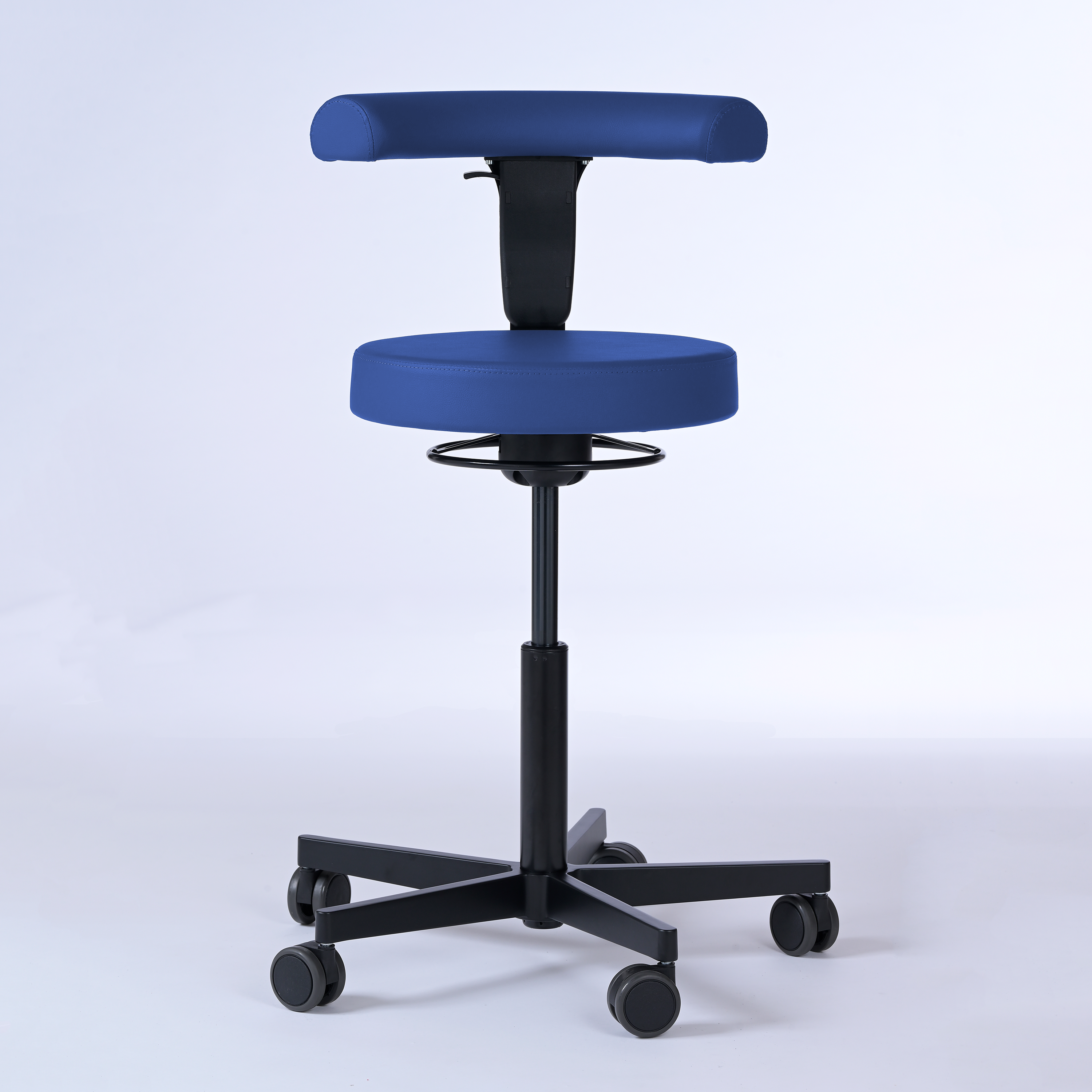 Drehhocker mit Rückenlehne und Rollen | Lantinus -  - Activeform