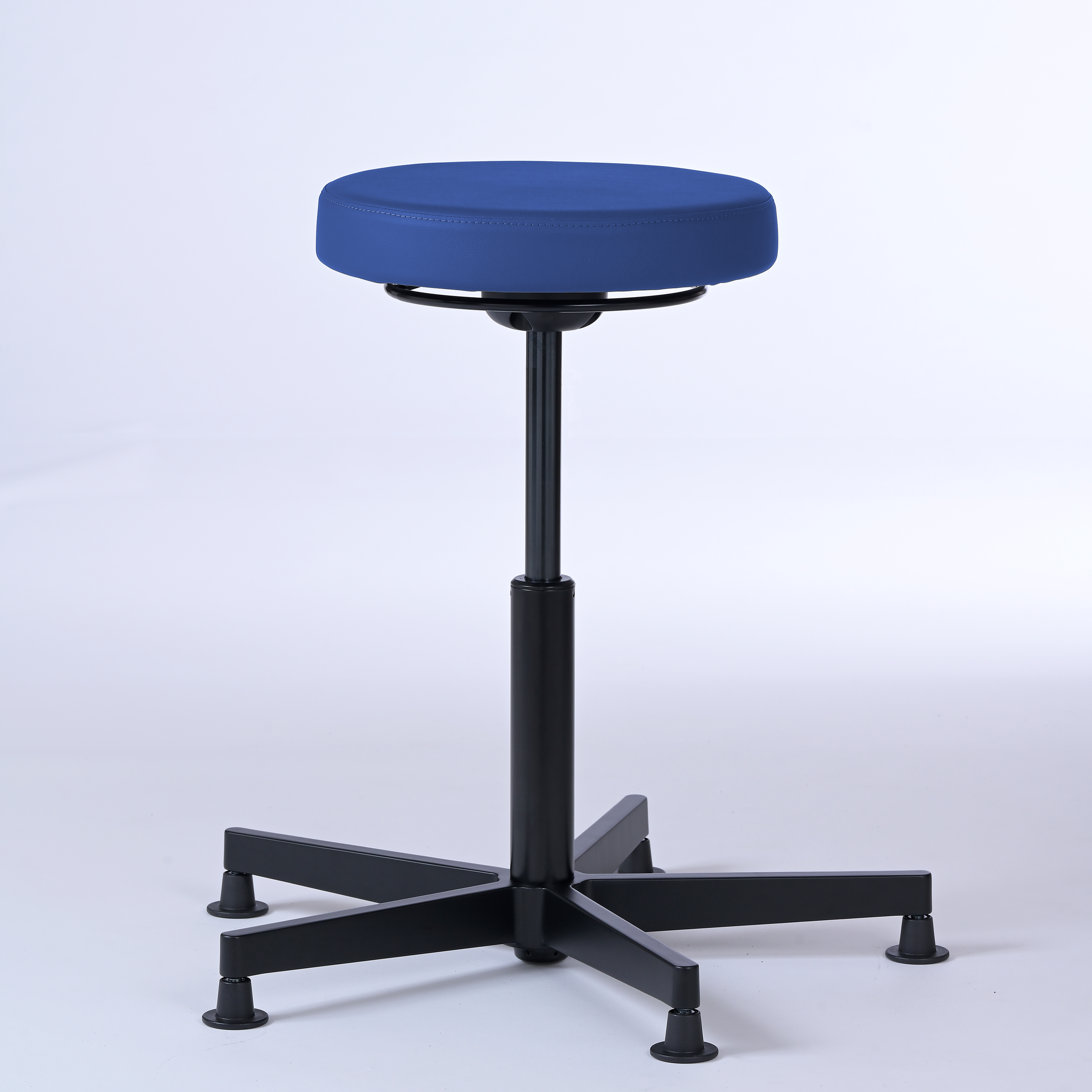 Stehhocker Lantinus mit Gleitern -  - Activeform