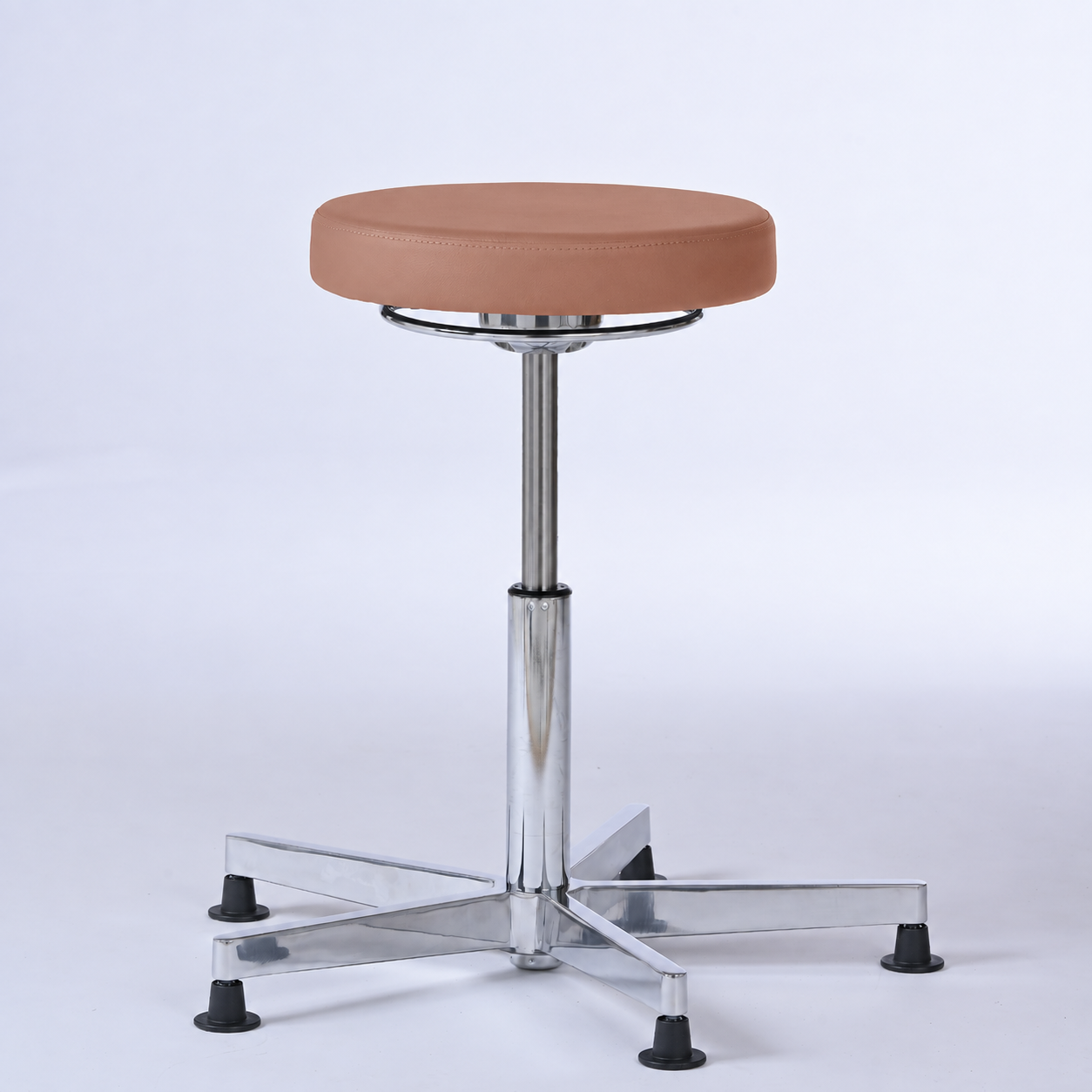 Stehhocker Lantinus mit Gleitern -  - Activeform