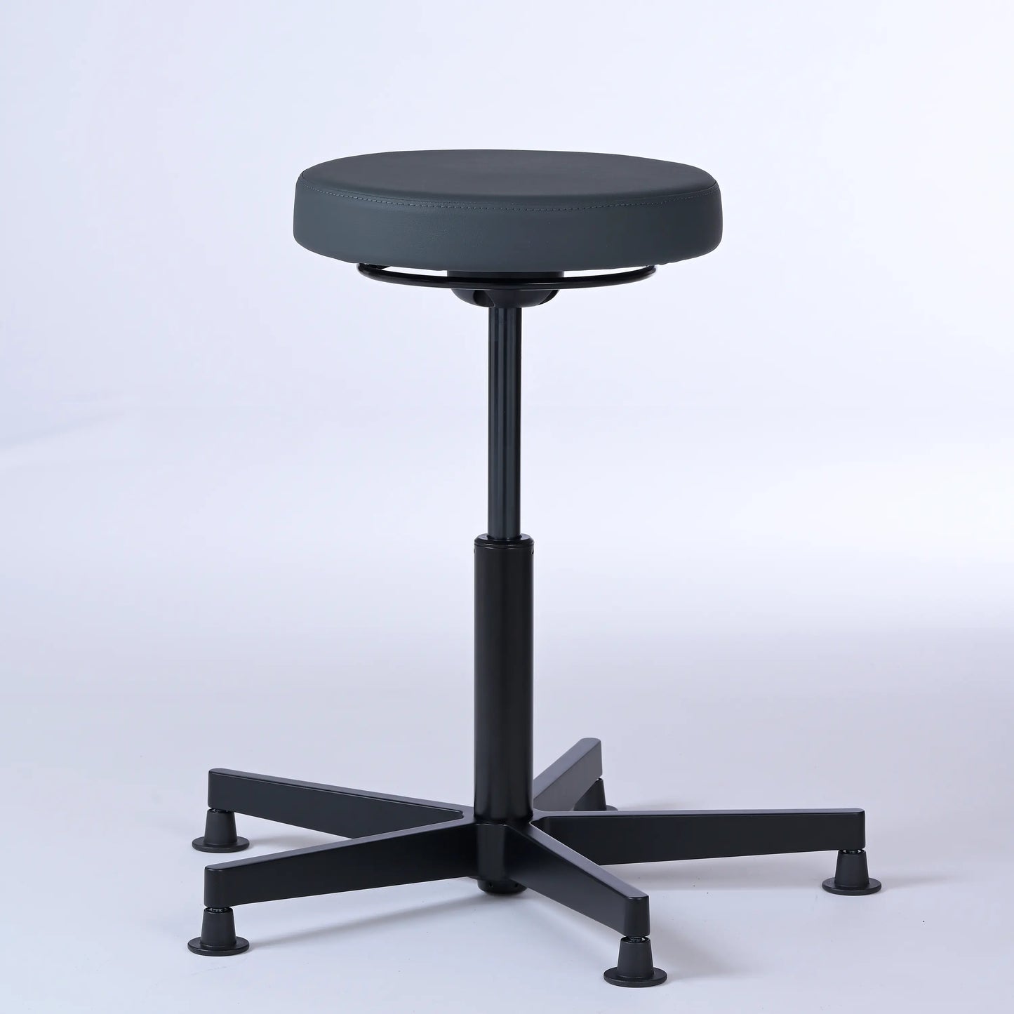 Stehhocker Lantinus – Gestell Aluminium mit Gleitern -  - Activeform