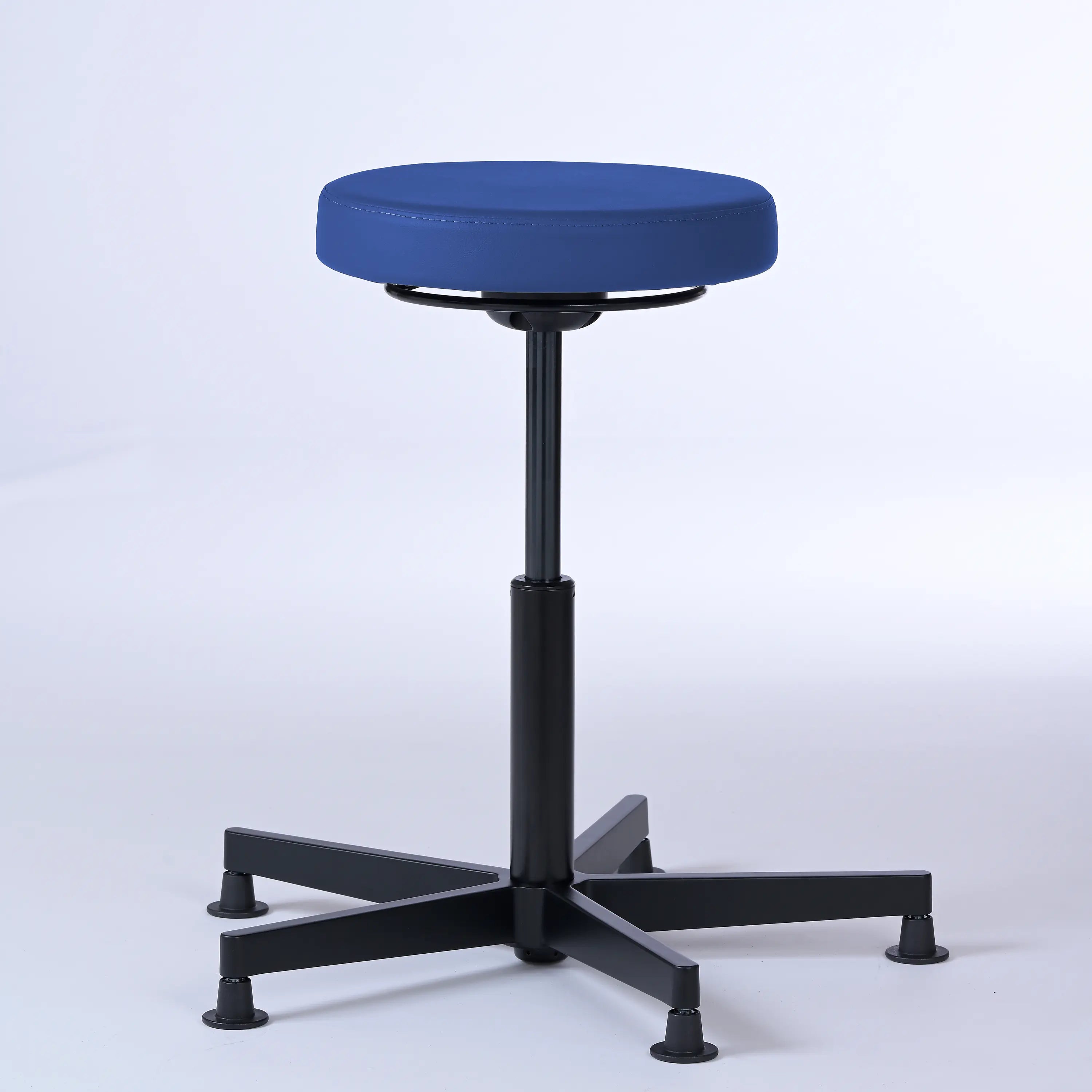 Stehhocker Lantinus – Gestell Aluminium mit Gleitern -  - Activeform