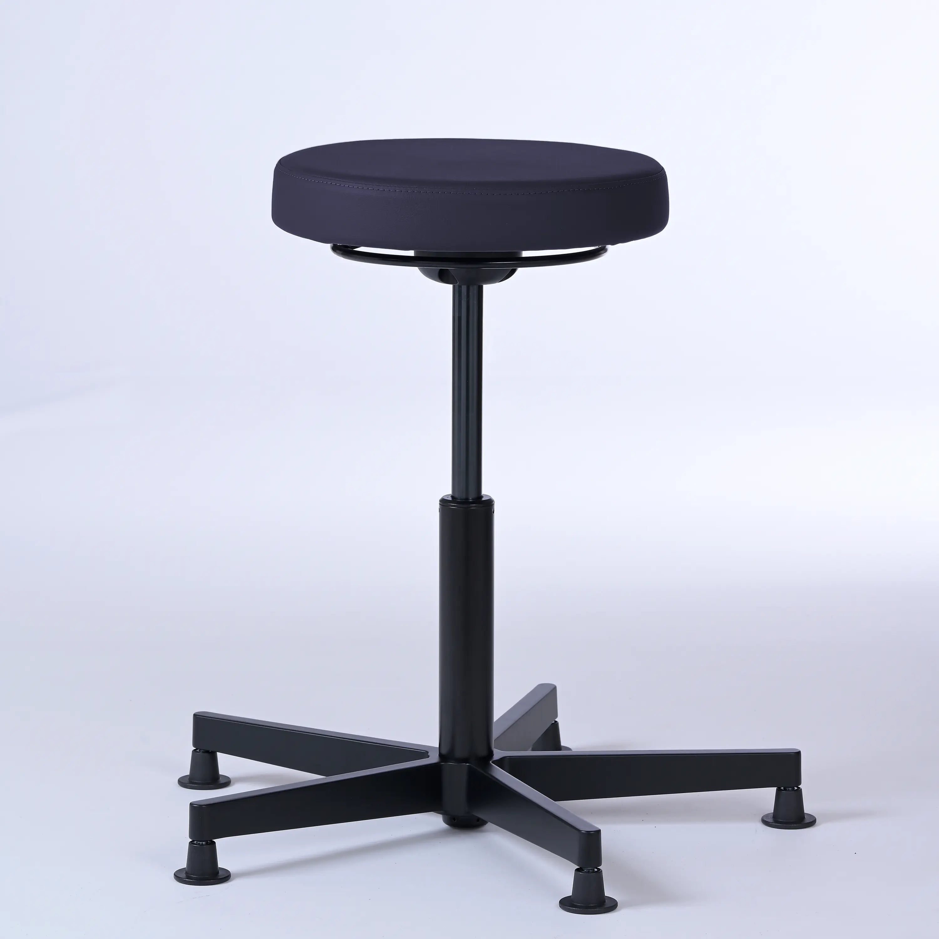 Stehhocker Lantinus – Gestell Aluminium mit Gleitern -  - Activeform