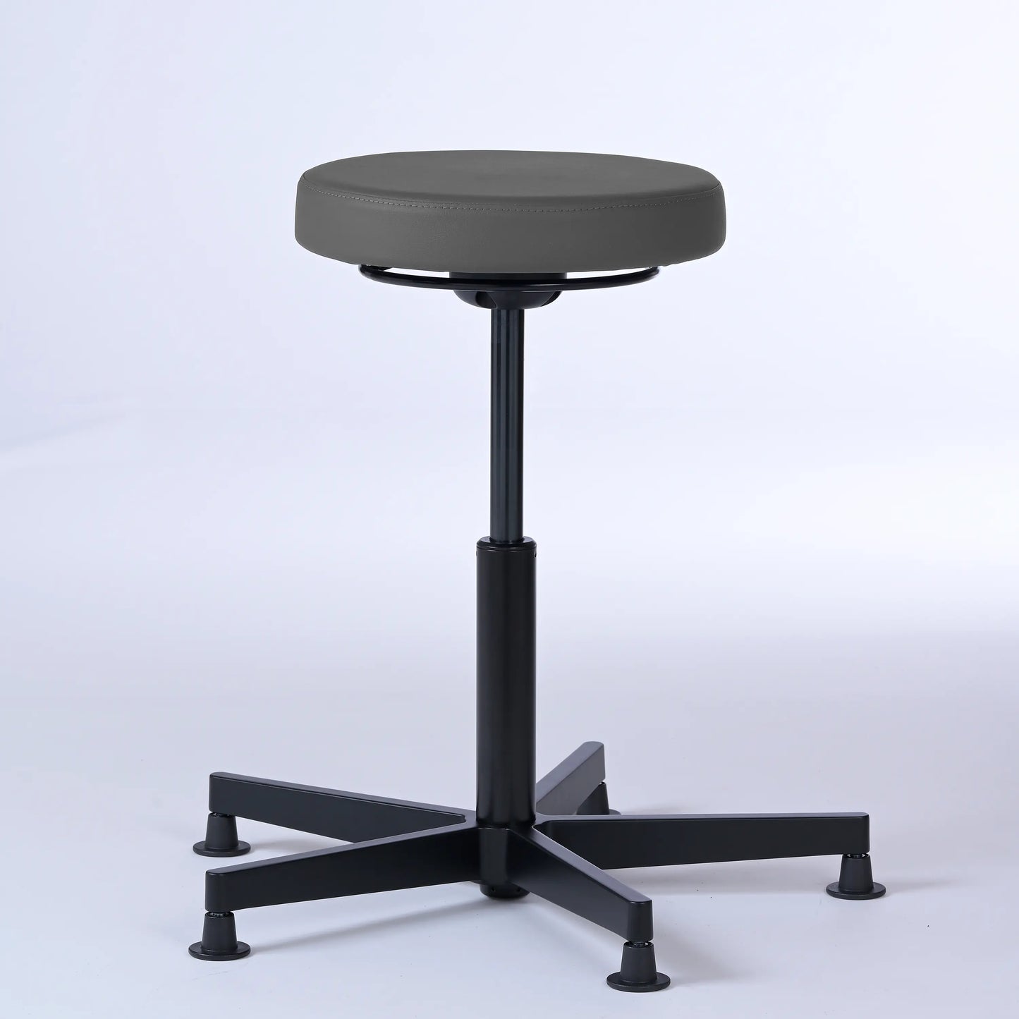 Stehhocker Lantinus – Gestell Aluminium mit Gleitern -  - Activeform