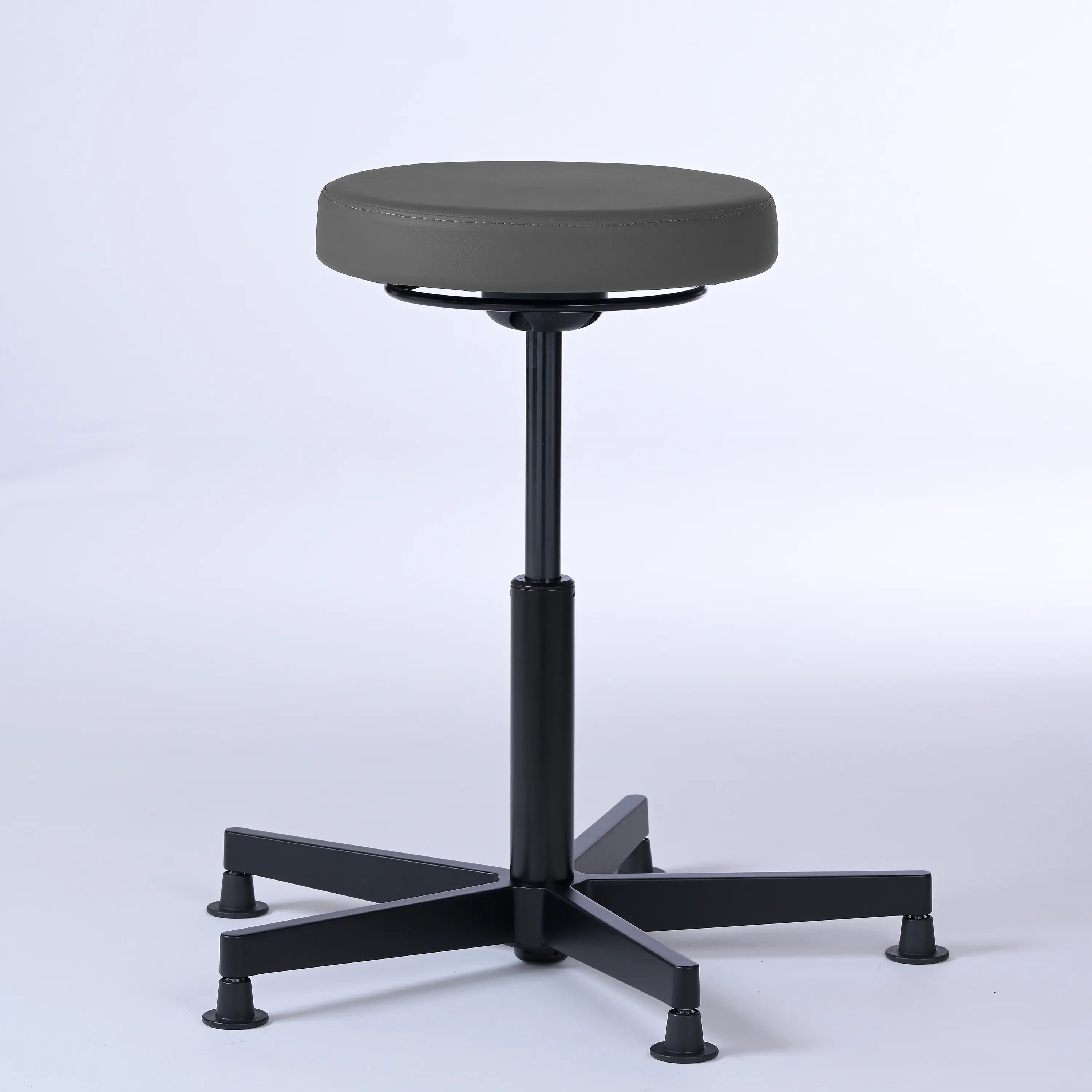 Stehhocker Lantinus – Gestell Aluminium mit Gleitern -  - Activeform