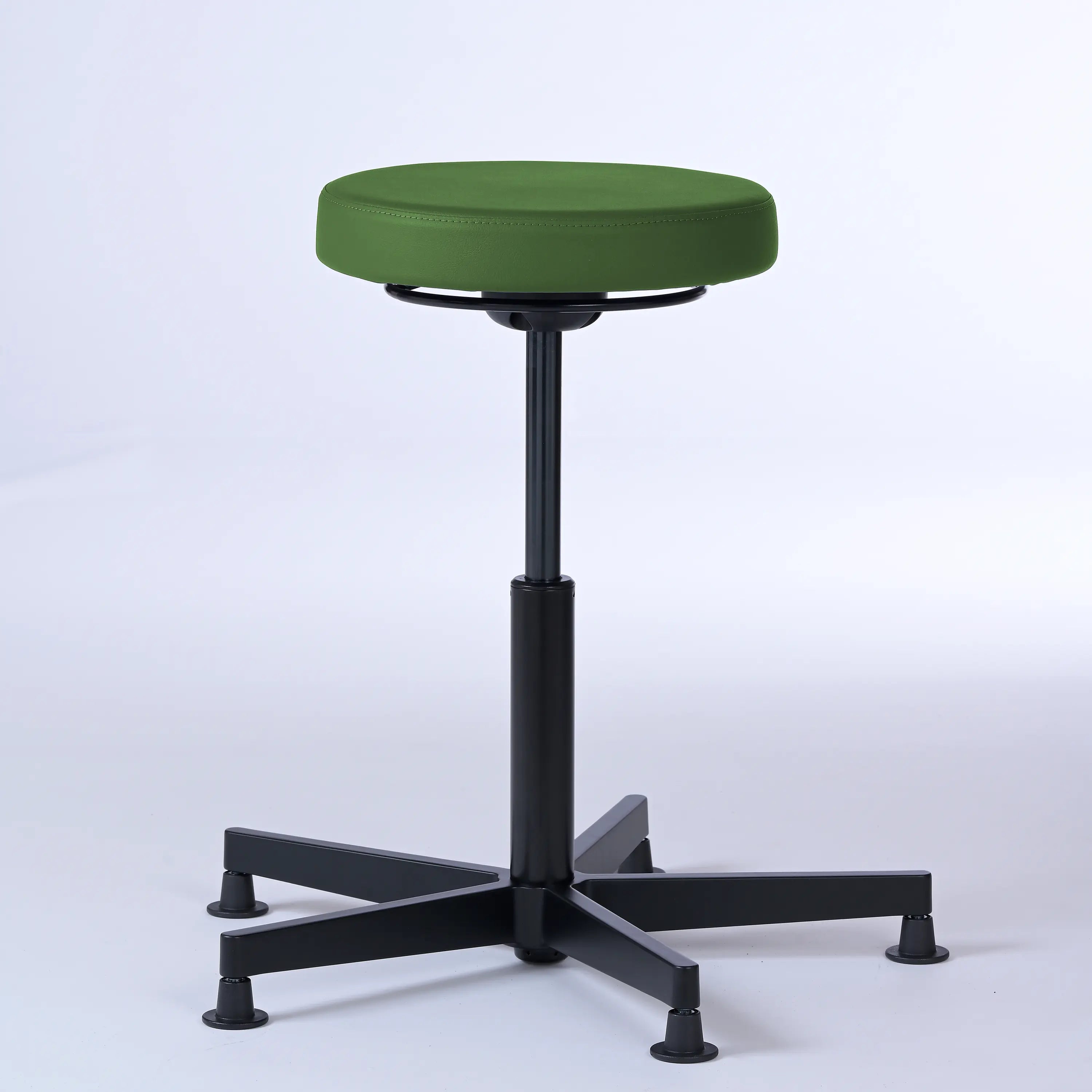 Stehhocker Lantinus – Gestell Aluminium mit Gleitern -  - Activeform