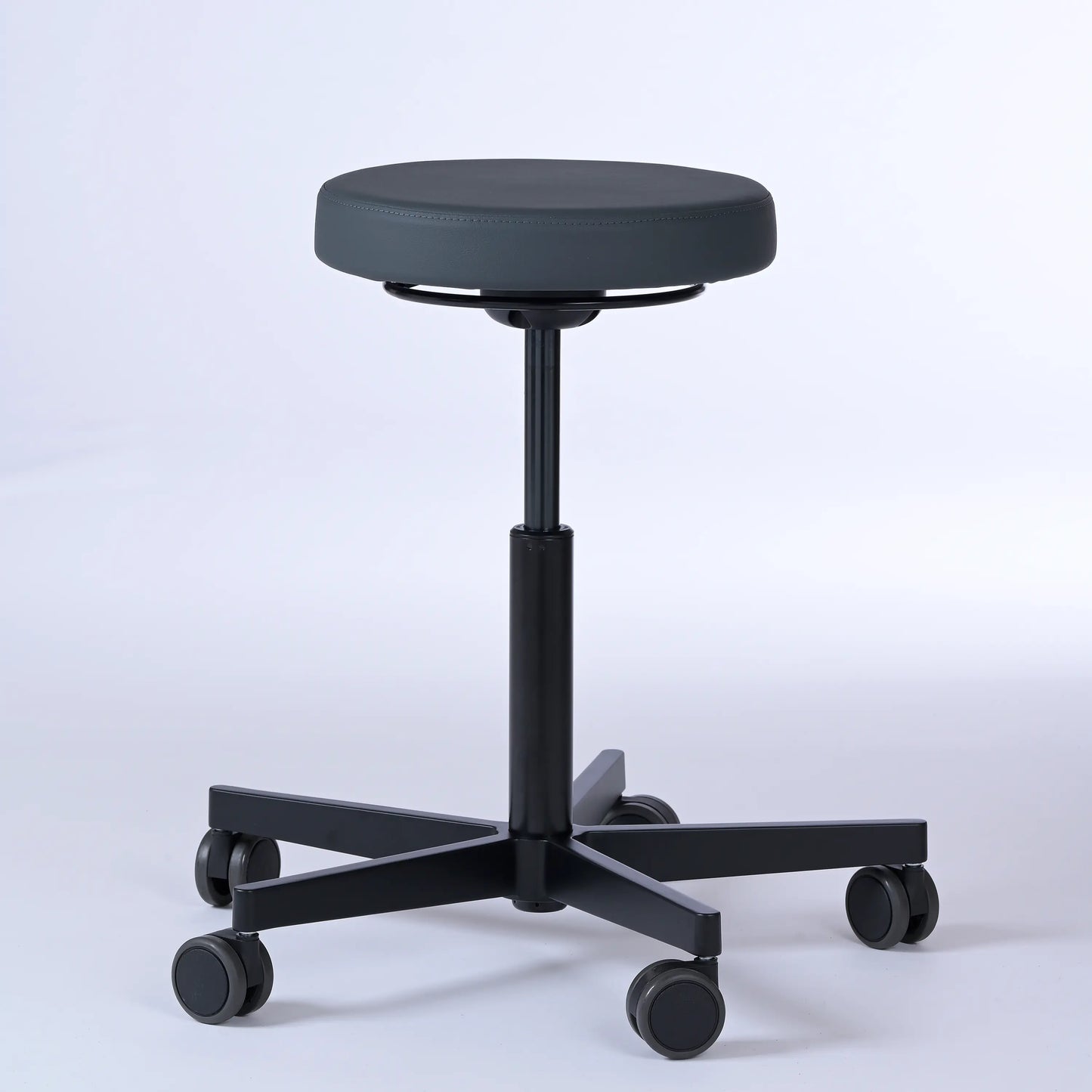 Drehhocker Lantinus – Gestell Aluminium mit Rollen -  - Activeform