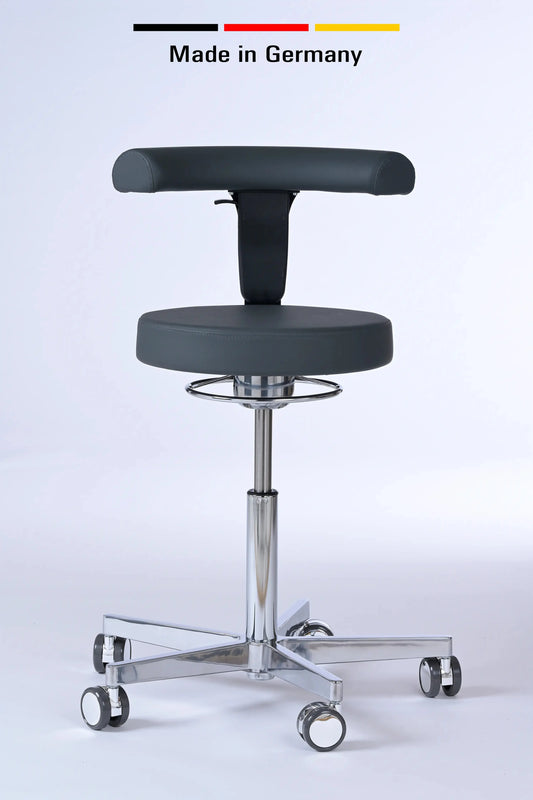 Drehhocker mit Rückenlehne Lantinus – Gestell chrom mit Rollen – ergonomischer Praxishocker - Made in Germany - Lacontaire