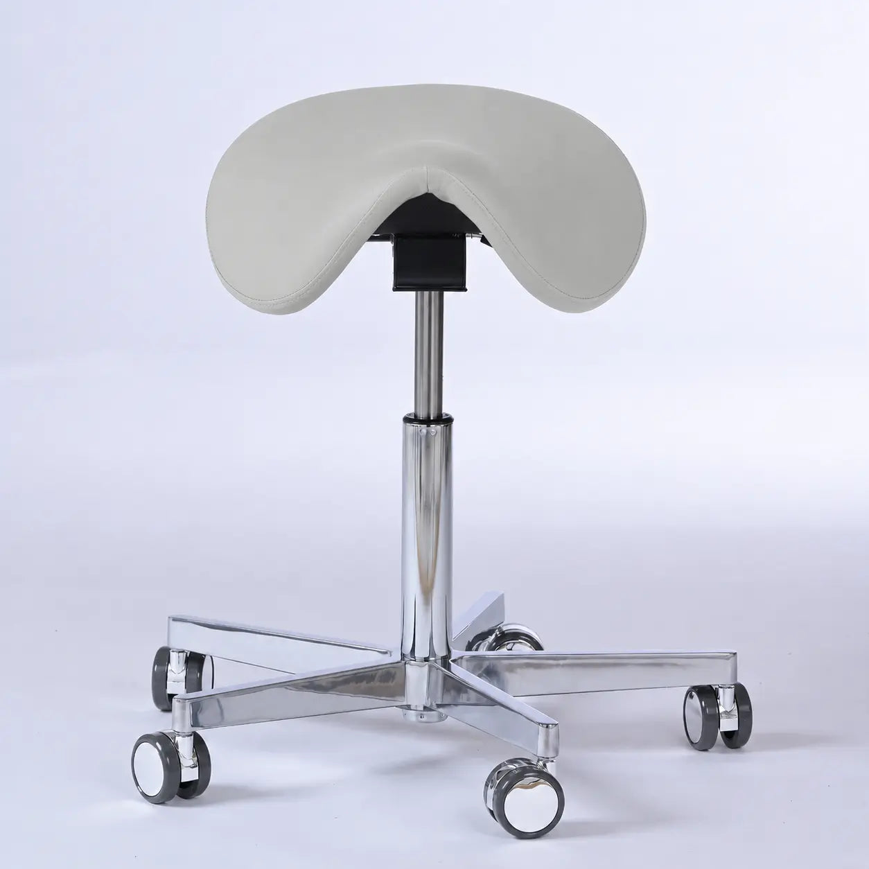 Sattelhocker Garwin mit Rollen -  - Activeform