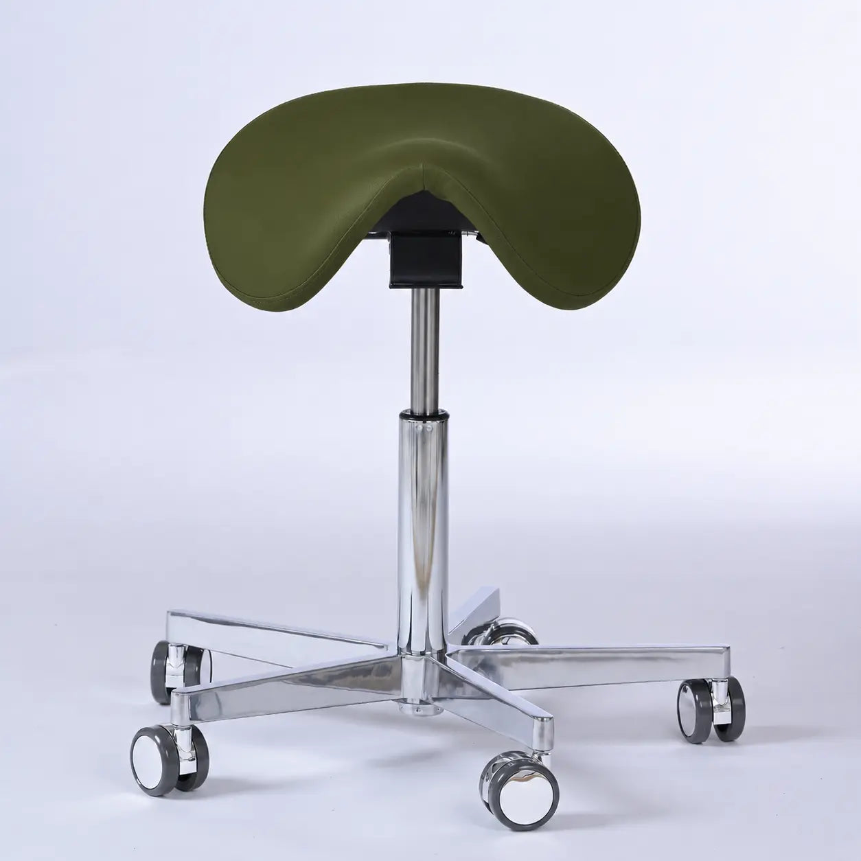 Sattelhocker Garwin mit Rollen -  - Activeform