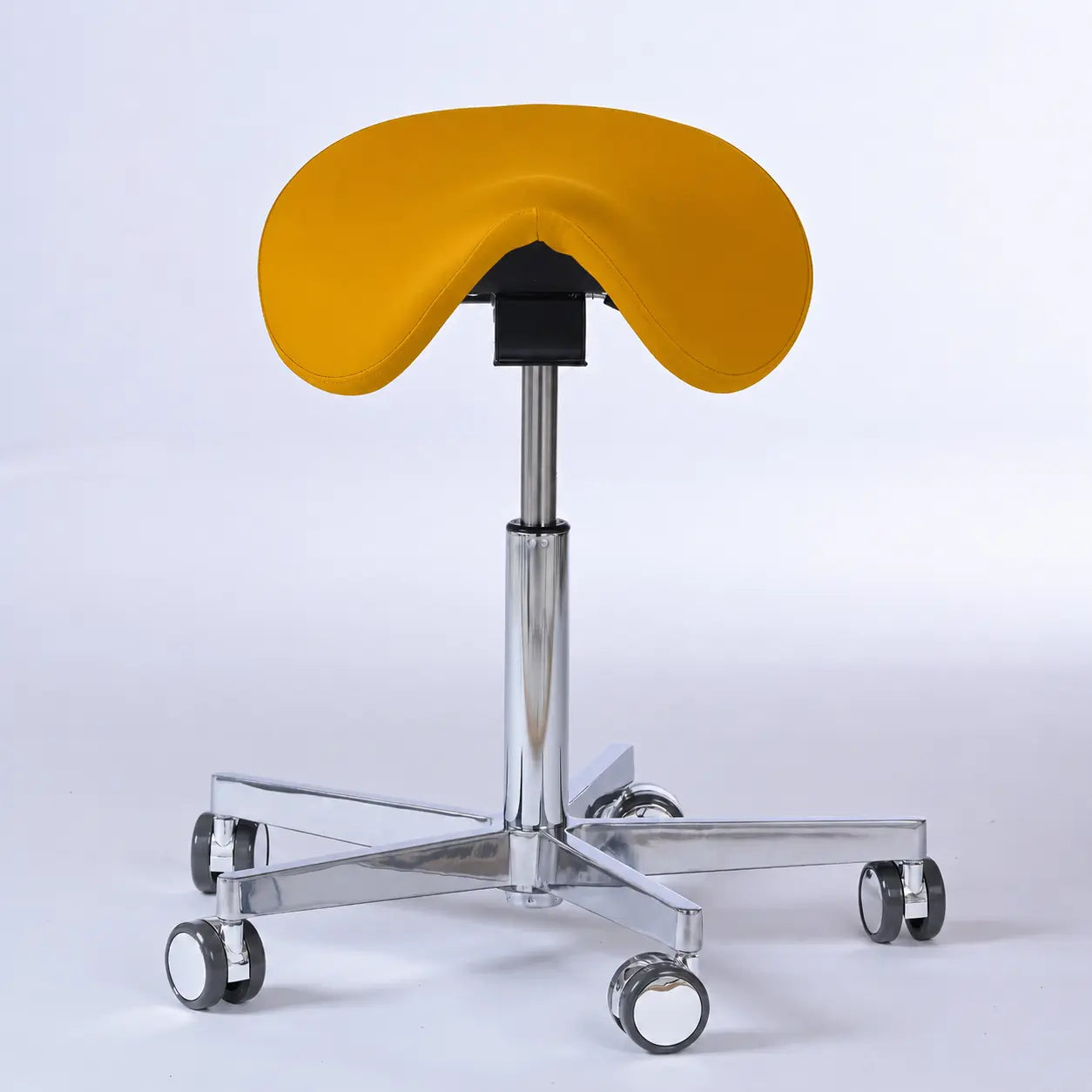 Sattelhocker Garwin mit Rollen -  - Activeform