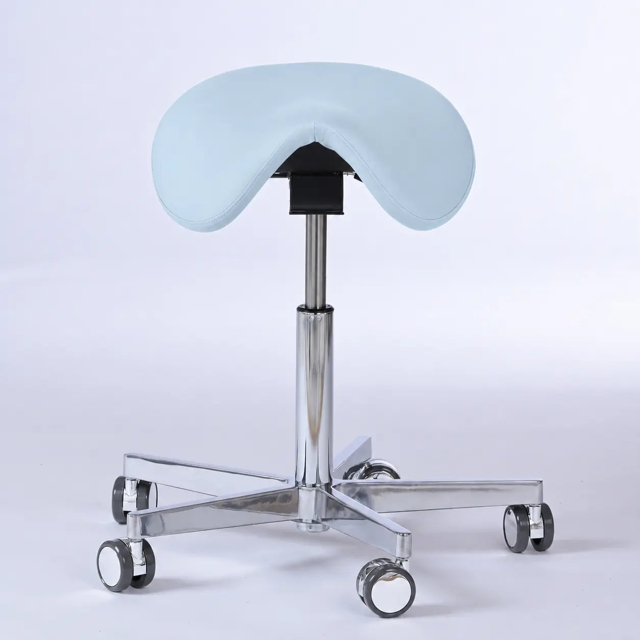 Sattelhocker Garwin mit Rollen -  - Activeform
