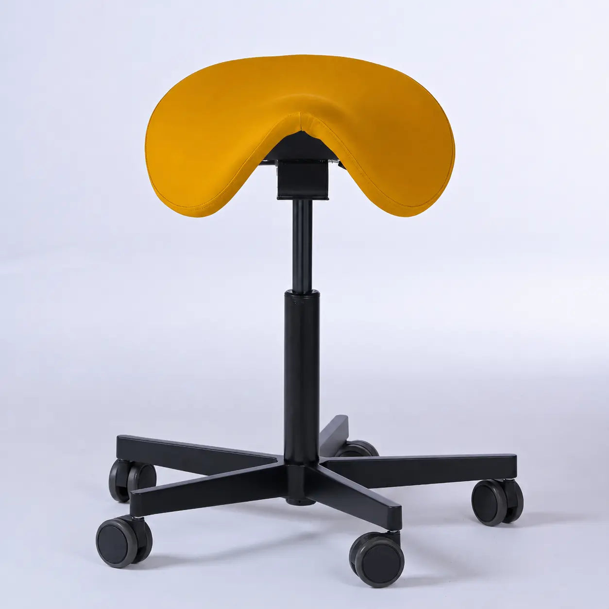 Sattelhocker Garwin mit Rollen -  - Activeform