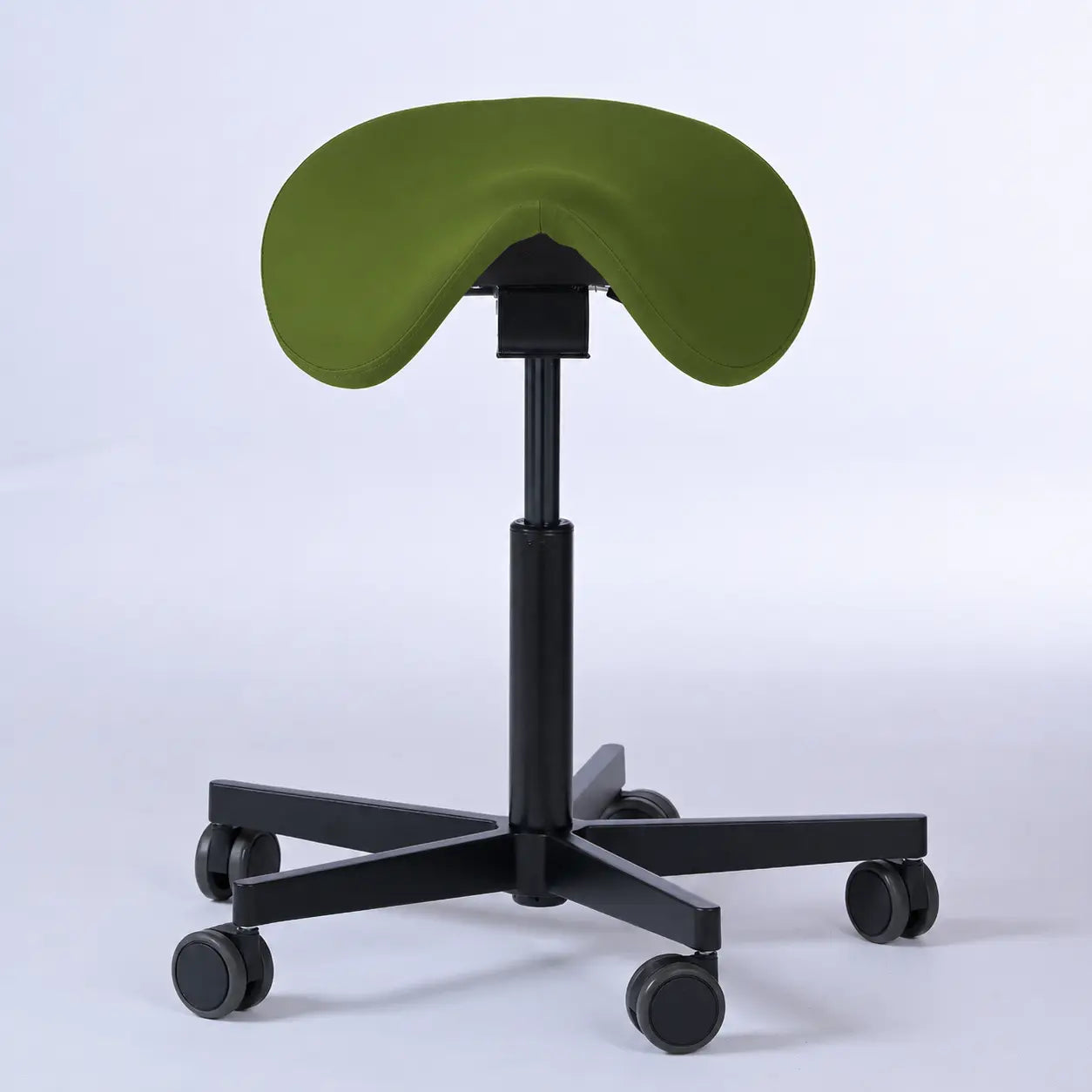 Sattelhocker Garwin mit Rollen -  - Activeform