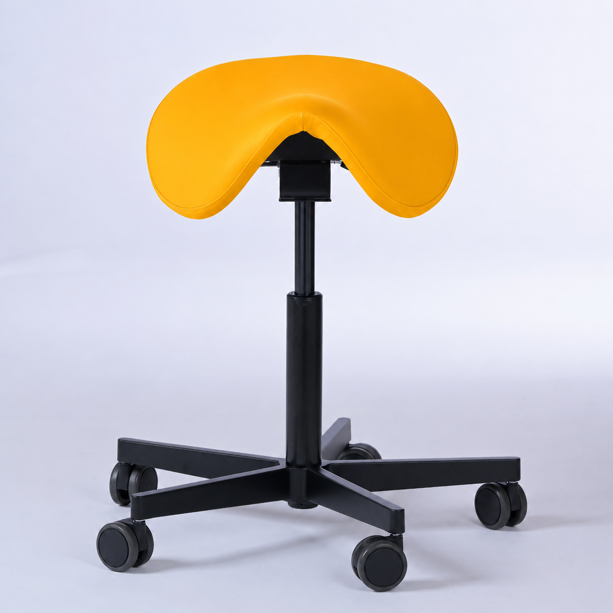 Sattelhocker Garwin mit Rollen -  - Activeform