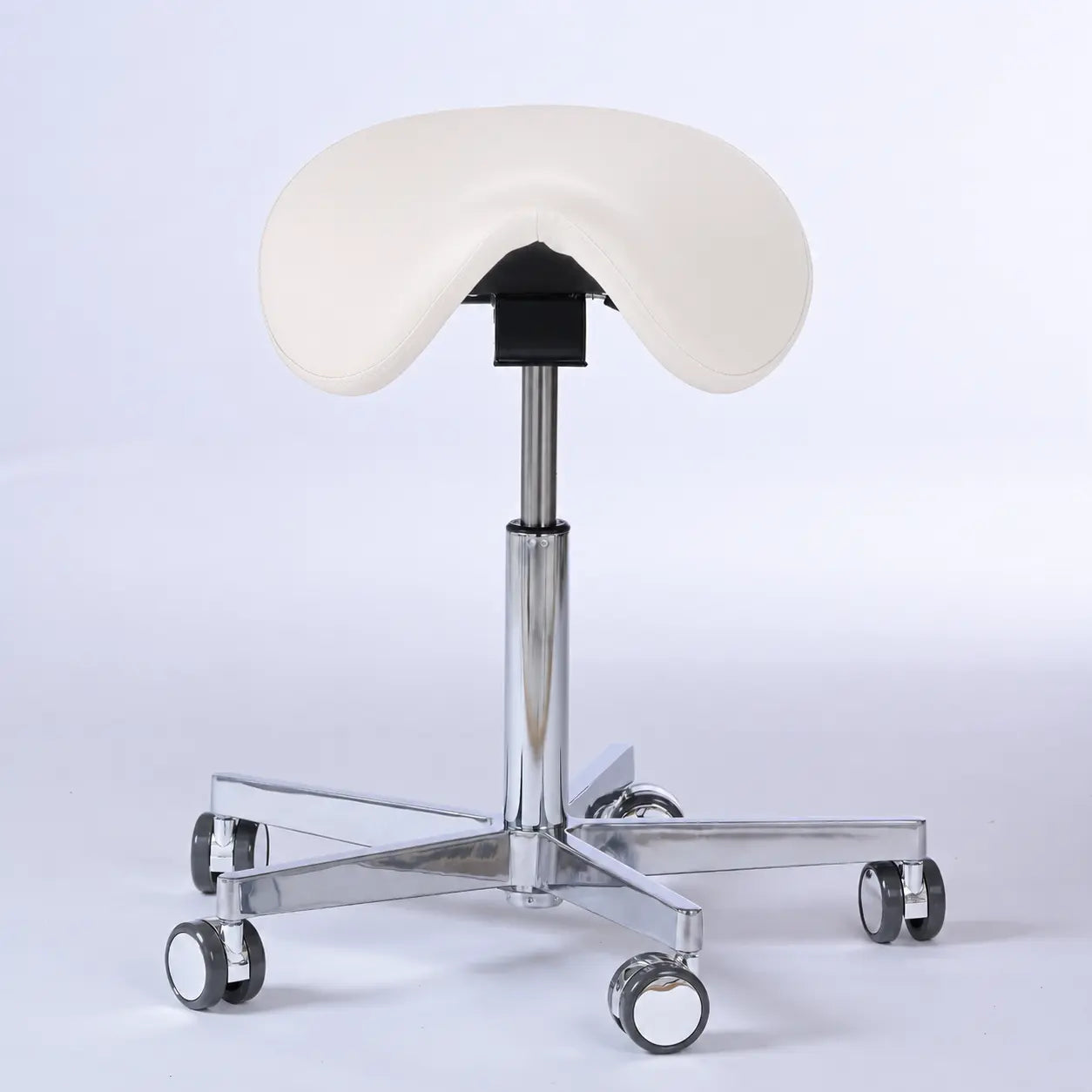 Sattelhocker Garwin mit Rollen -  - Activeform