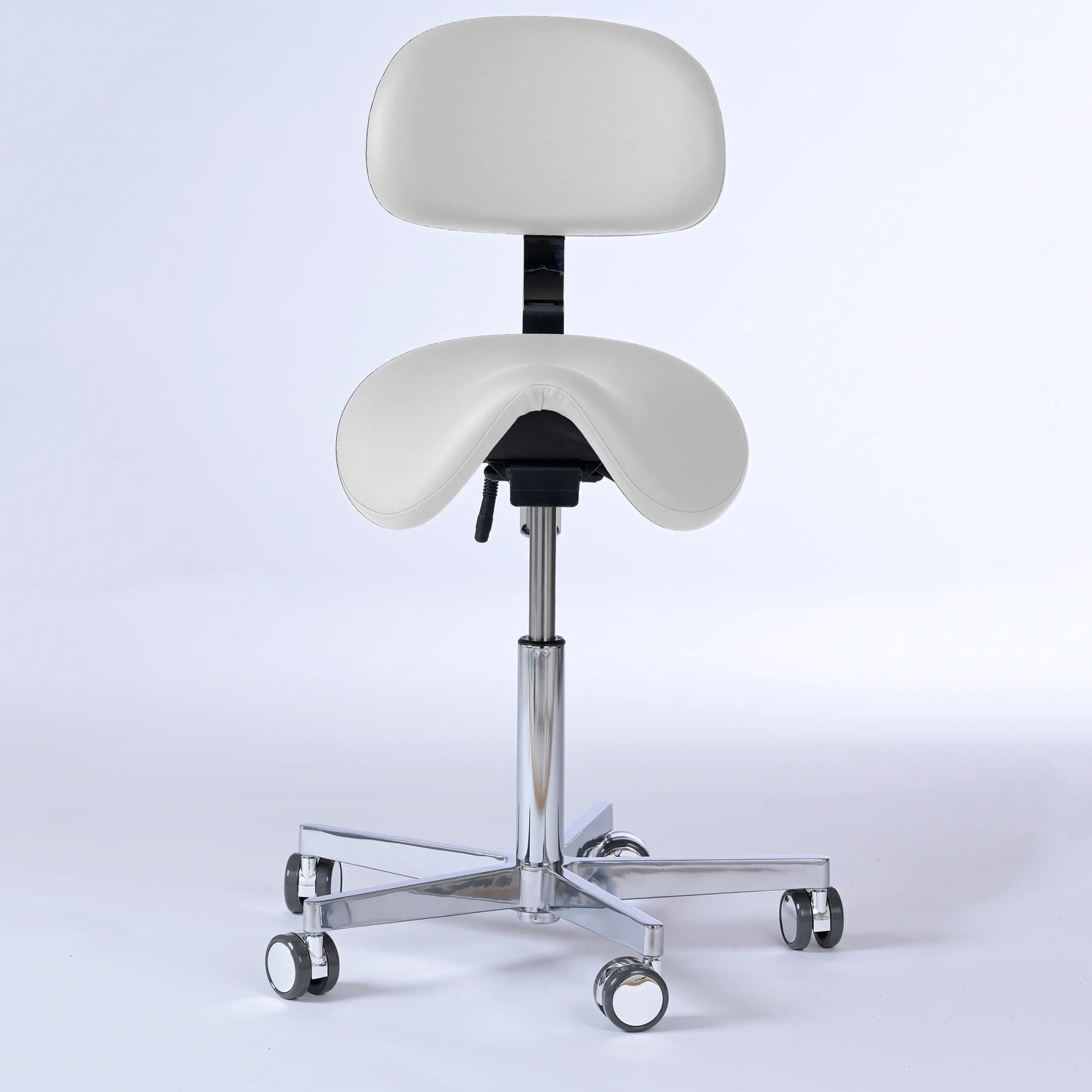 Sattelhocker mit Rückenlehne Garwin – Gestell chrom mit Rollen -  - Activeform